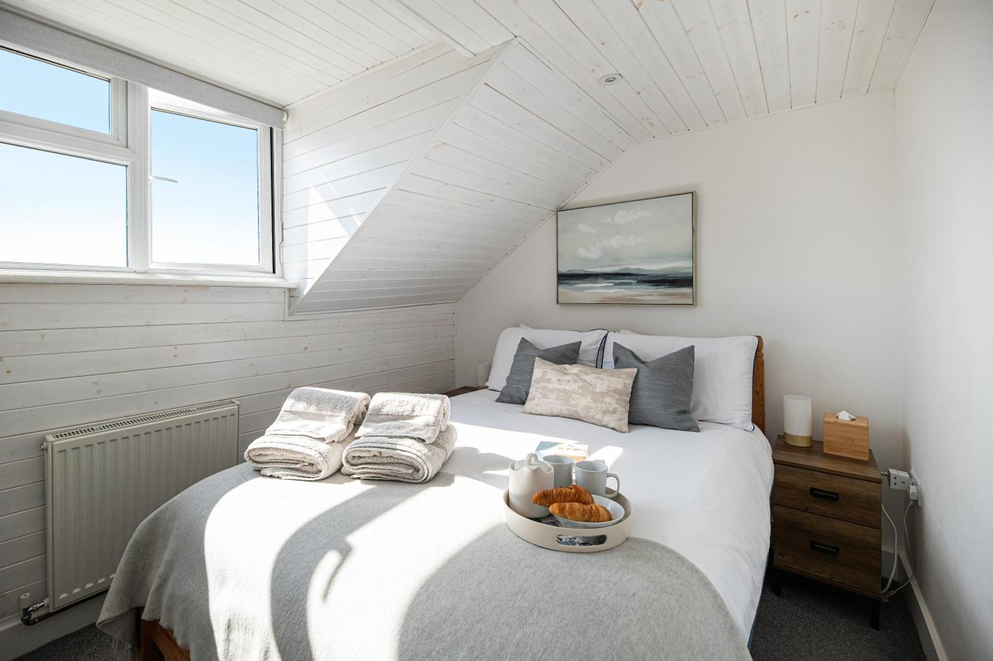 Central, Seaview Apartment, 3 Beds, 2 Baths, Kid & Dog Friendly At The Lookout *